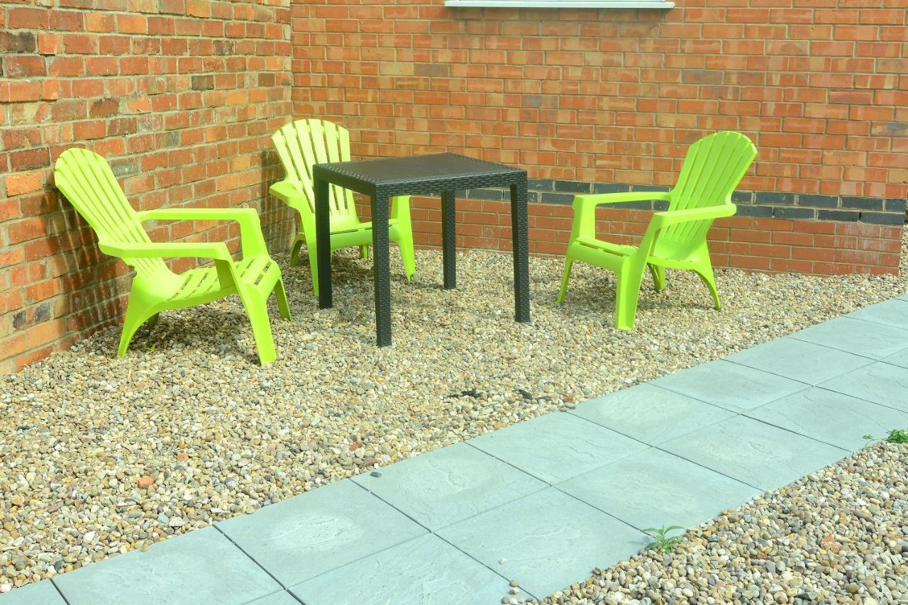 Superb One Bedroom Apartment In Coventry Cv1 *New* Luaran gambar